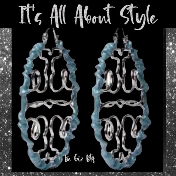 Tory Burch Jewelry - Tory Burch Authentic Twisted Miller Silvertone & Enamel Earrings Silver Artic